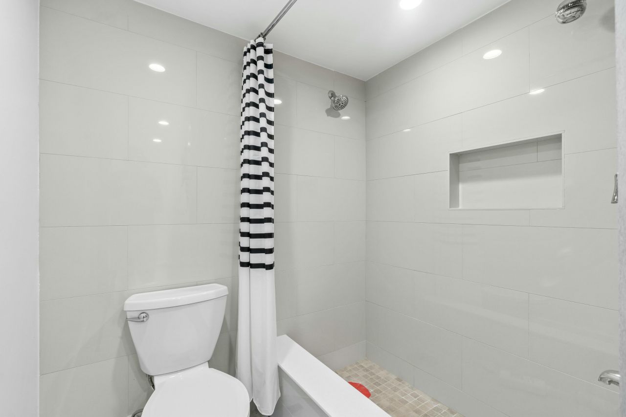 3589 S Ocean Boulevard, Unit 808, South Palm Beach, FL 33480 Photo