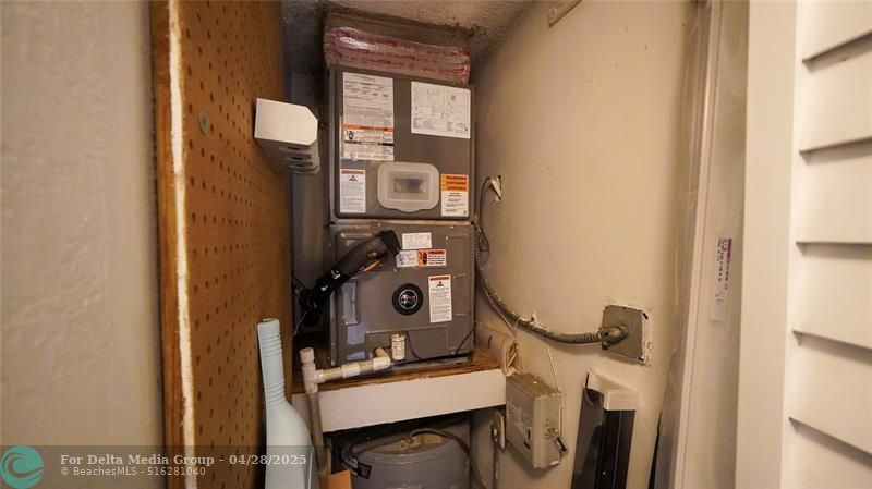 5377 SW 40th Avenue, Unit 105, Fort Lauderdale, FL 33314 Photo