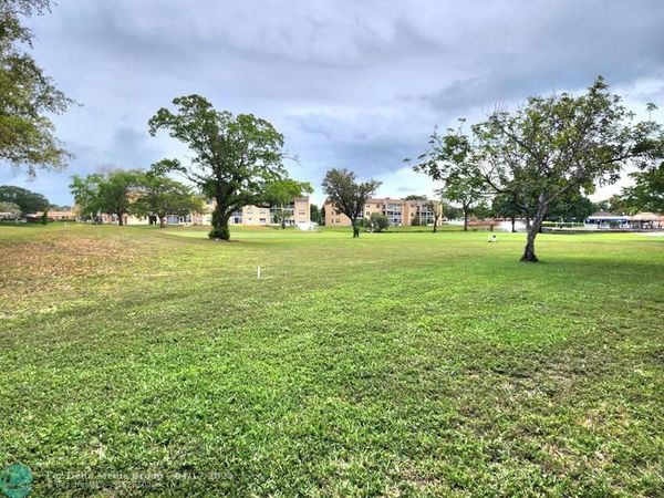 9521 Sunrise Lakes Blvd, Unit 103, Sunrise, FL 33322