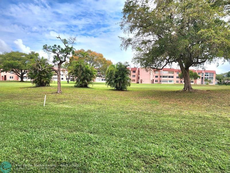 9521 Sunrise Lakes Boulevard, Unit 103, Sunrise, FL 33322 Photo