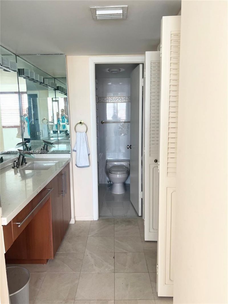 5838 Collins Ave, Unit 14F, Miami Beach, FL 33140 Photo