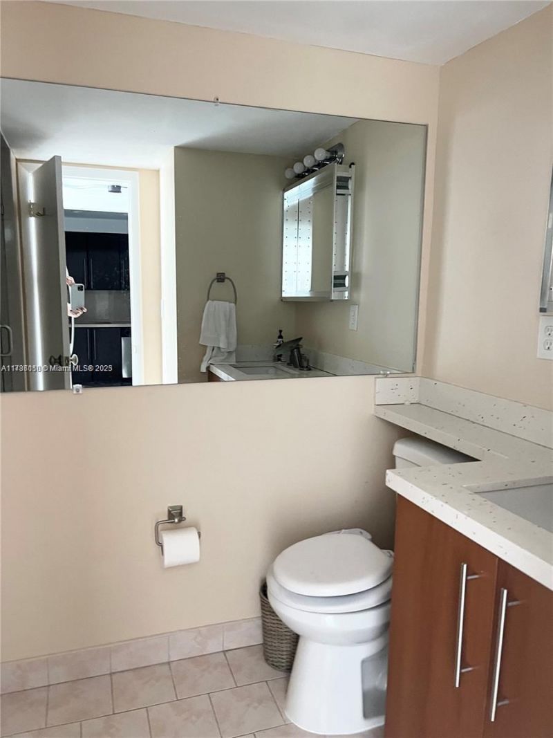 5838 Collins Ave, Unit 14F, Miami Beach, FL 33140 Photo