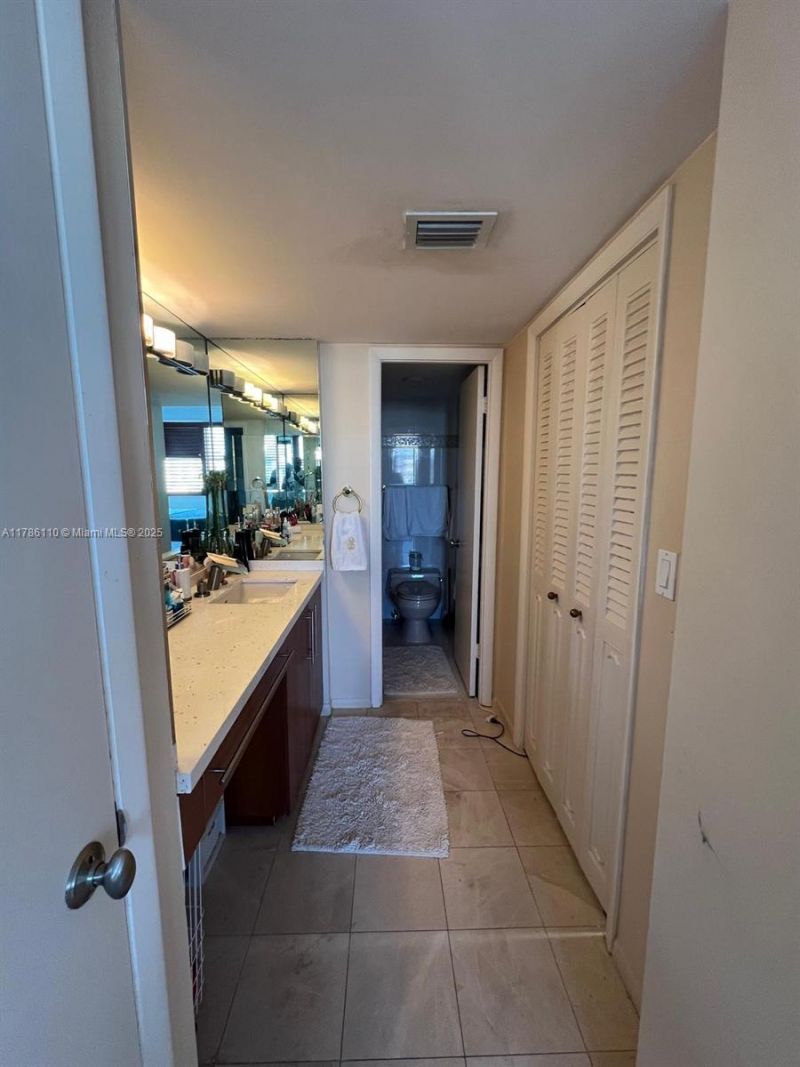 5838 Collins Ave, Unit 14F, Miami Beach, FL 33140 Photo