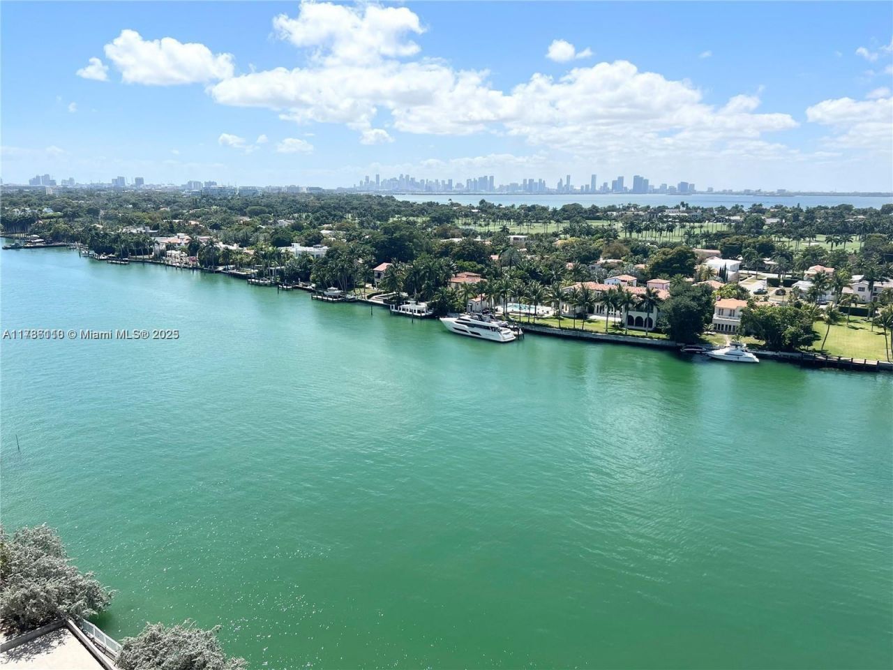 5838 Collins Ave, Unit 14F, Miami Beach, FL 33140 Photo