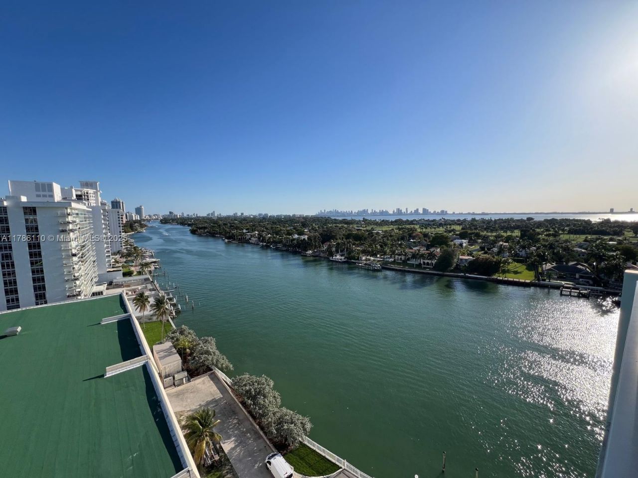 5838 Collins Ave, Unit 14F, Miami Beach, FL 33140 Photo