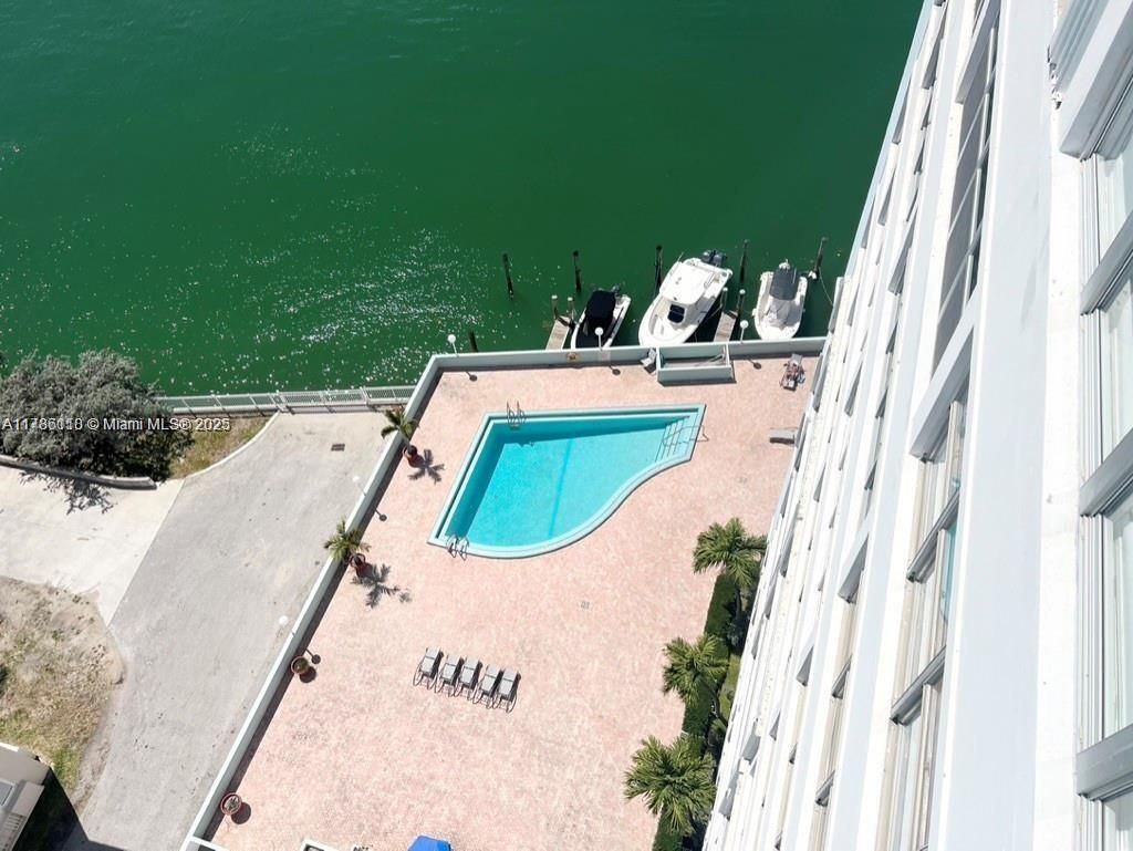 5838 Collins Ave, Unit 14F, Miami Beach, FL 33140 Photo