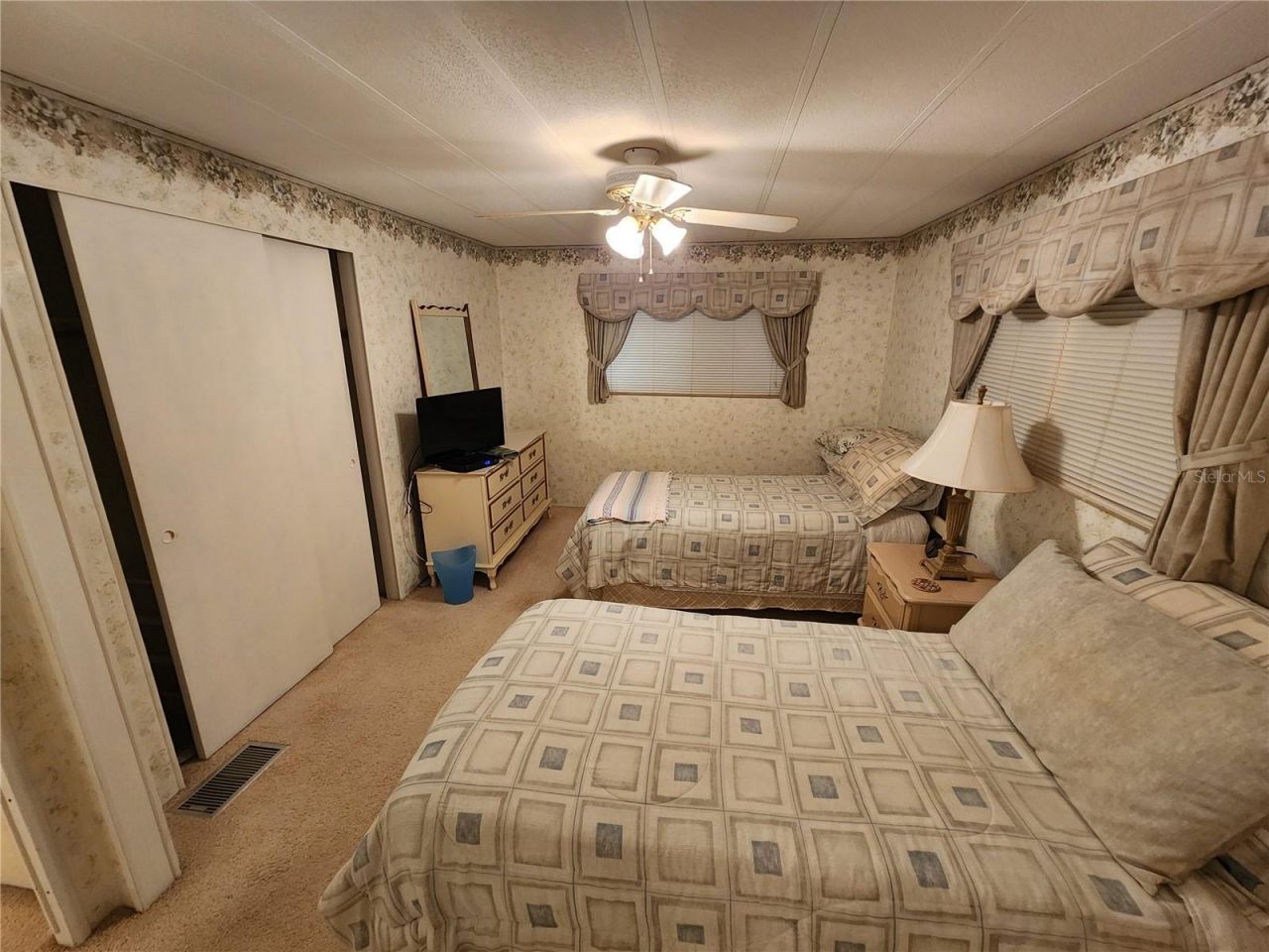 5408 Chateau Lane, Bradenton, FL 34207 Photo