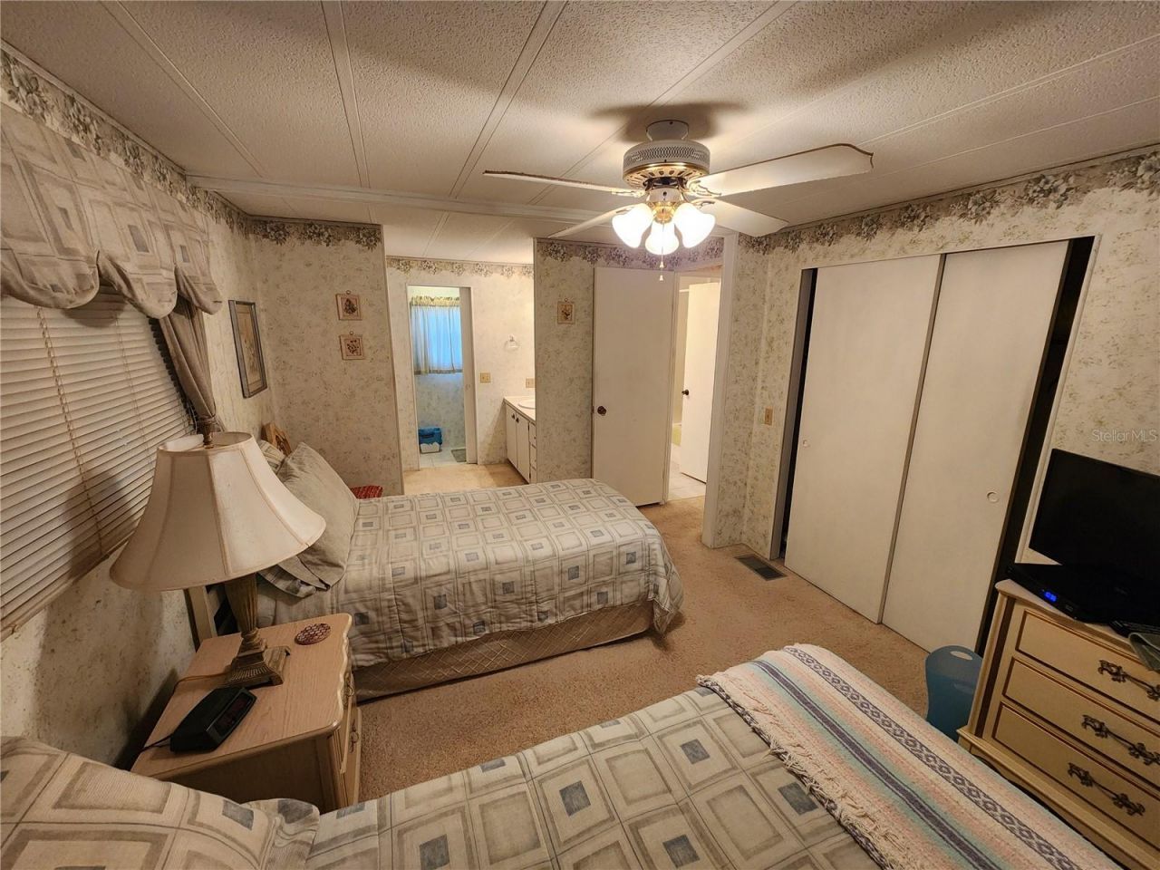 5408 Chateau Lane, Bradenton, FL 34207 Photo