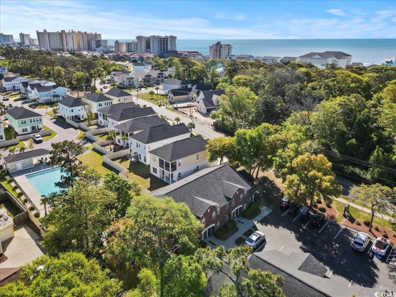 914 Hillside Dr. S Photo 29