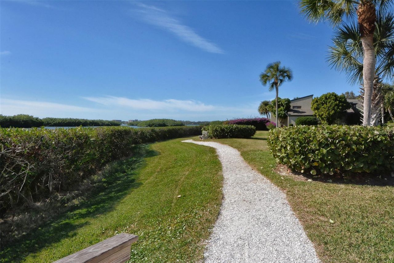 1512 Pelican Point Drive, Unit BA264, Sarasota, FL 34231 Photo