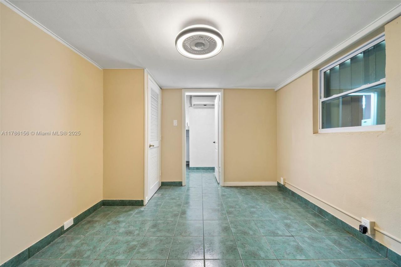 6150 SW 15th St, West Miami, FL 33144 Photo