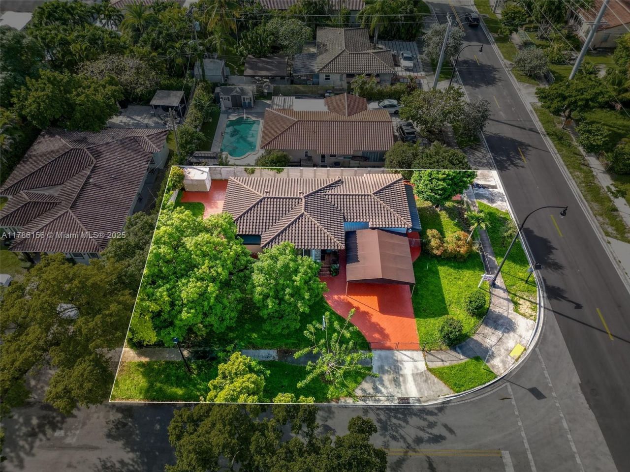 6150 SW 15th St, West Miami, FL 33144 Photo