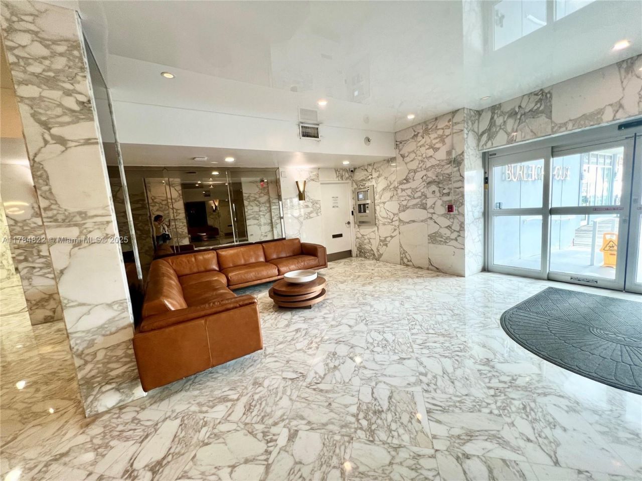 7135 Collins Ave, Unit 621, Miami Beach, FL 33141 Photo