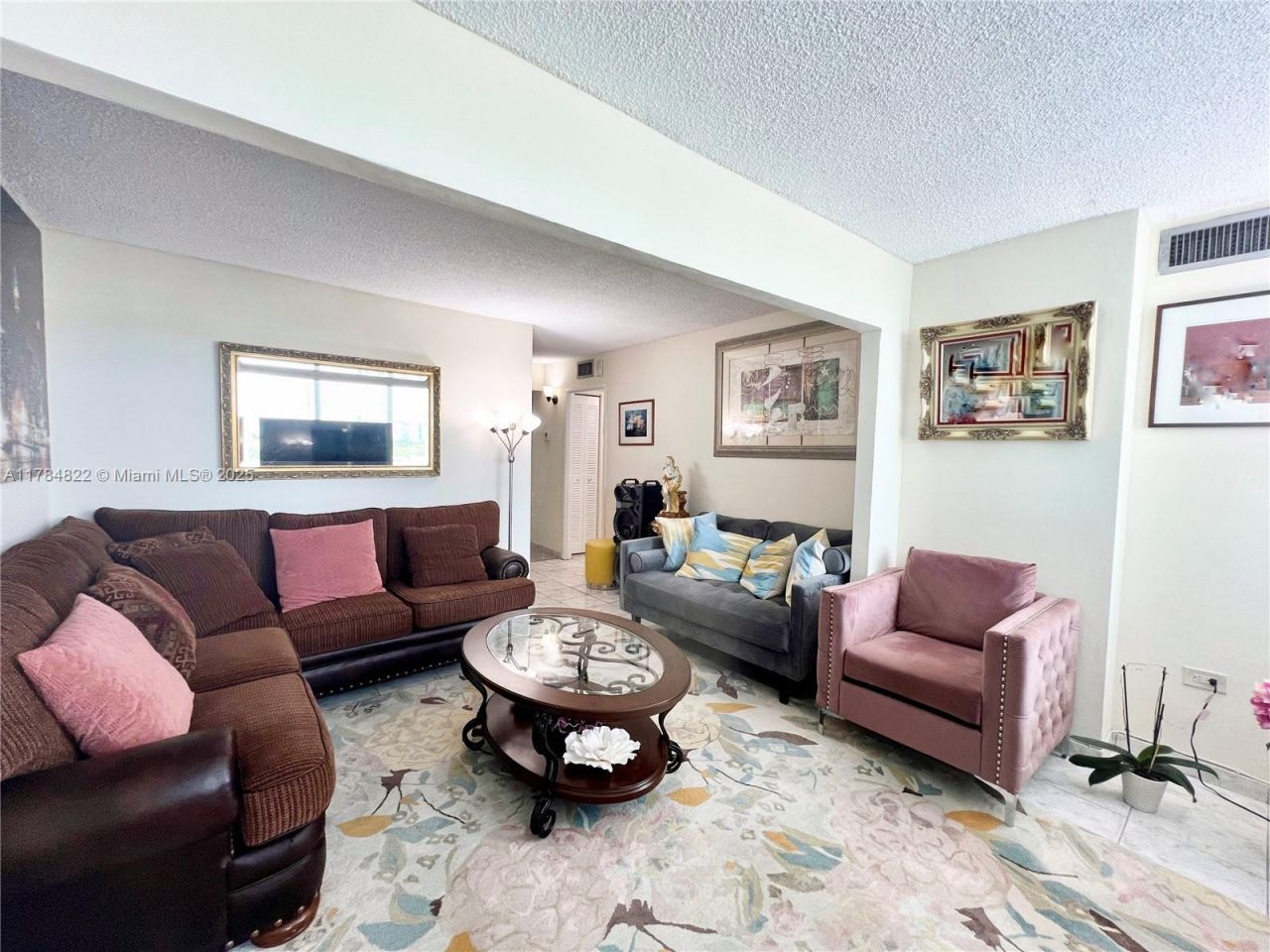 7135 Collins Ave, Unit 621, Miami Beach, FL 33141 Photo