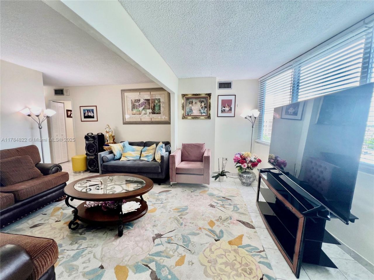 7135 Collins Ave, Unit 621, Miami Beach, FL 33141 Photo