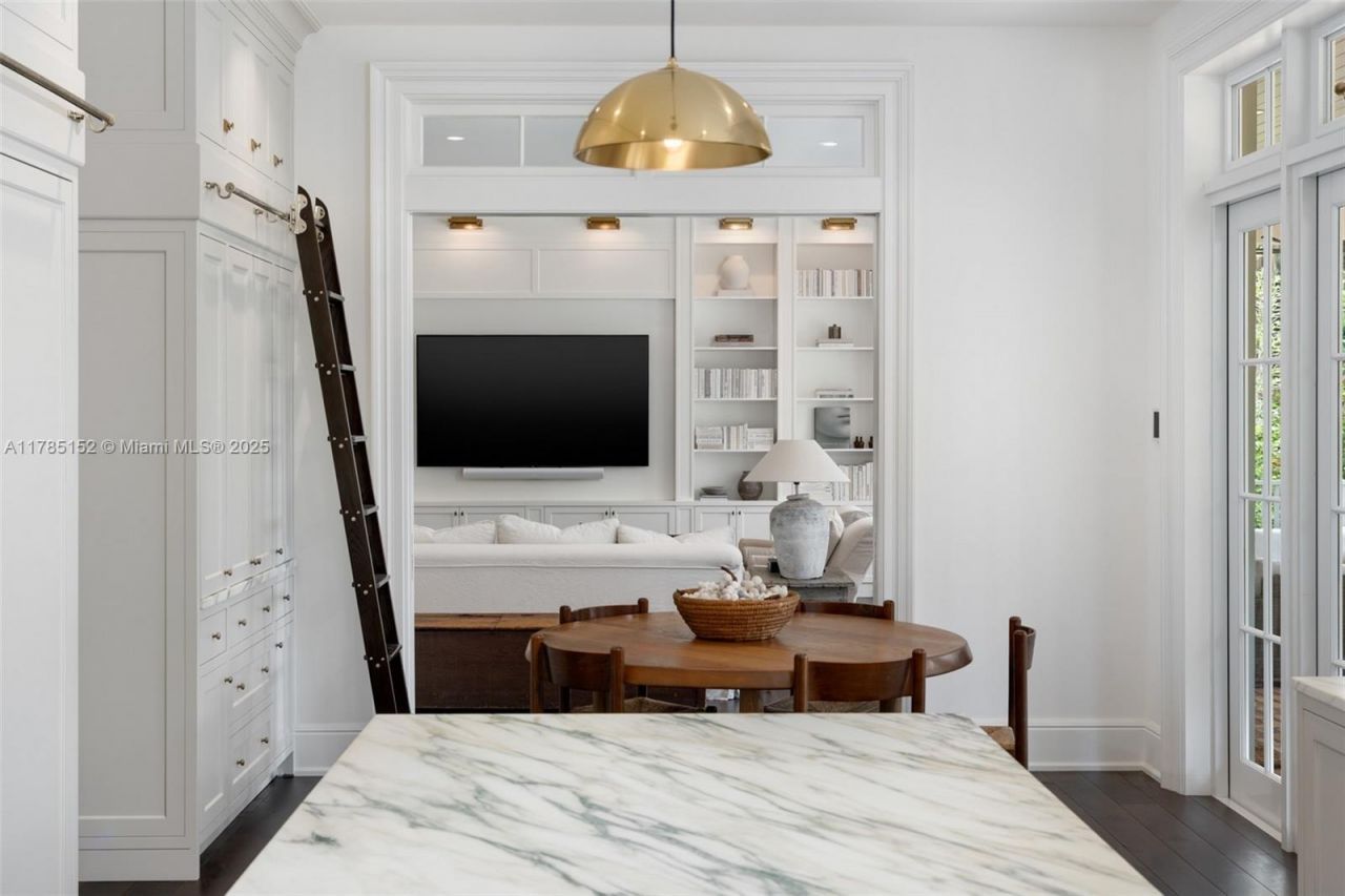 7393 SW 79th Ct, Miami, FL 33143 Photo