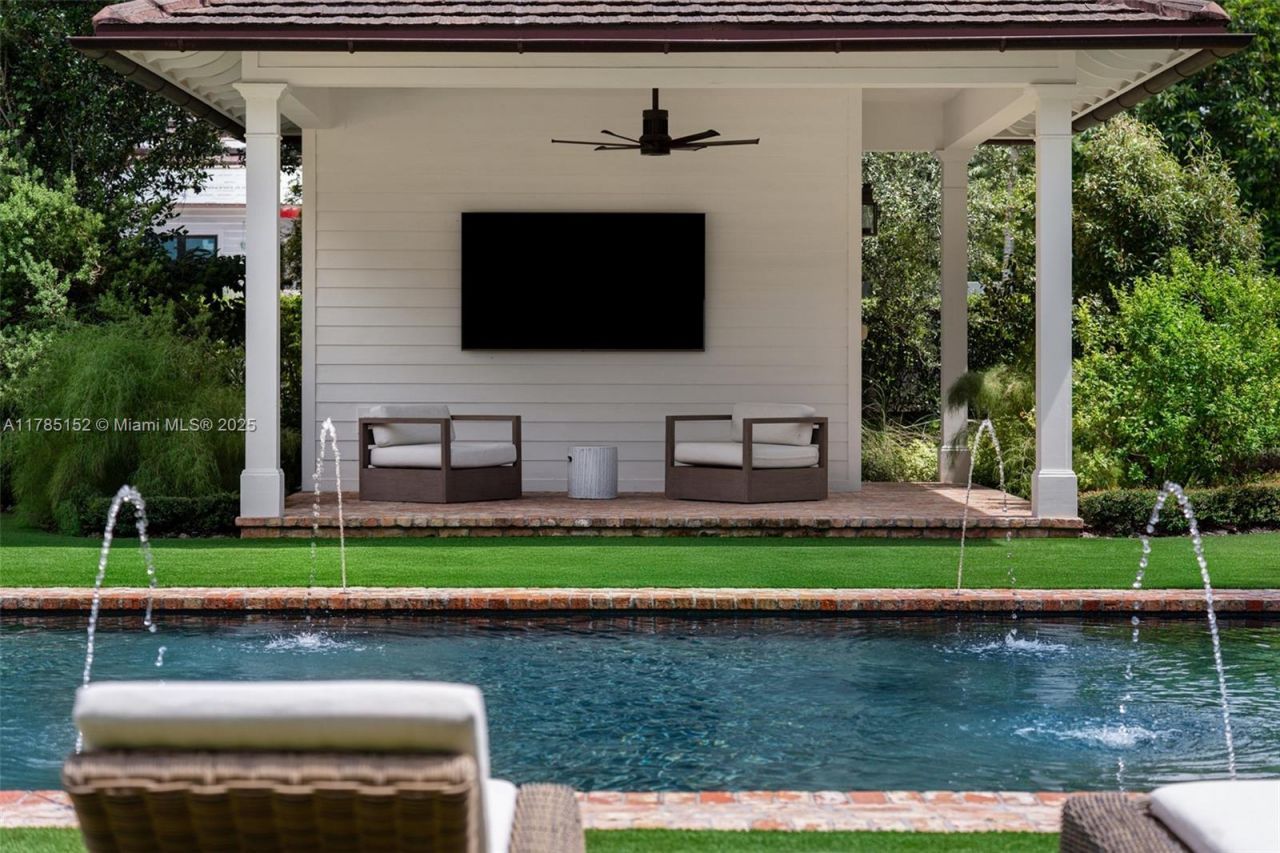 7393 SW 79th Ct, Miami, FL 33143 Photo