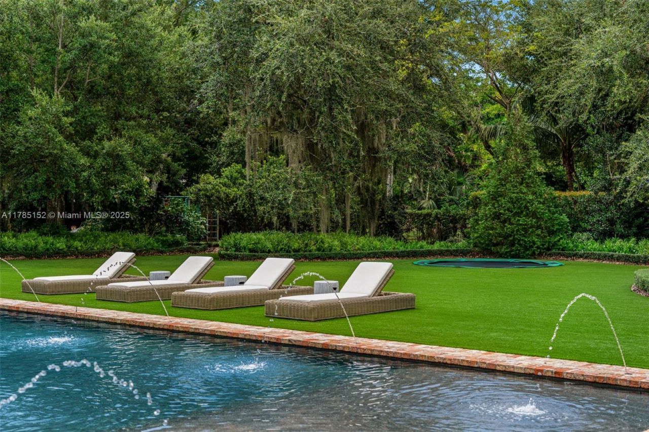 7393 SW 79th Ct, Miami, FL 33143 Photo