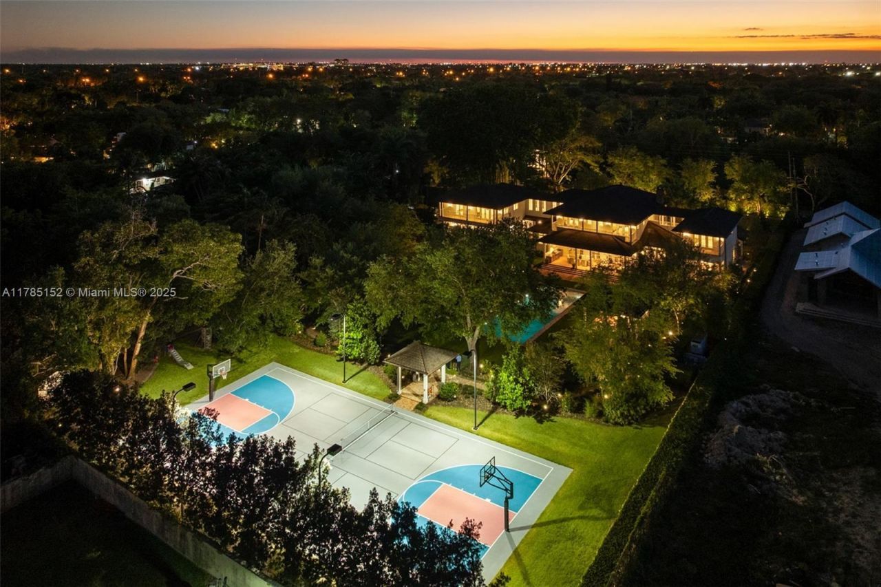 7393 SW 79th Ct, Miami, FL 33143 Photo