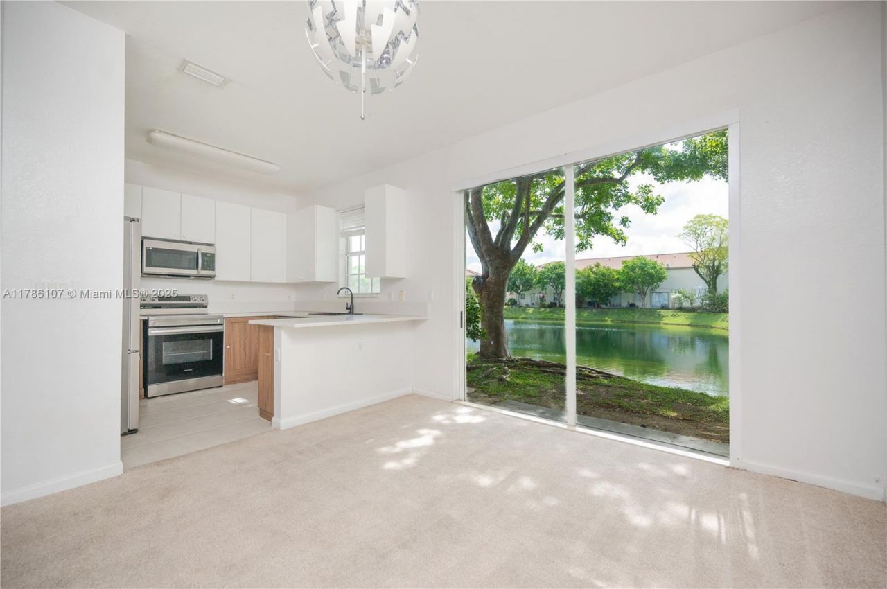 445 NE 21st Ave, Homestead, FL 33033 Photo