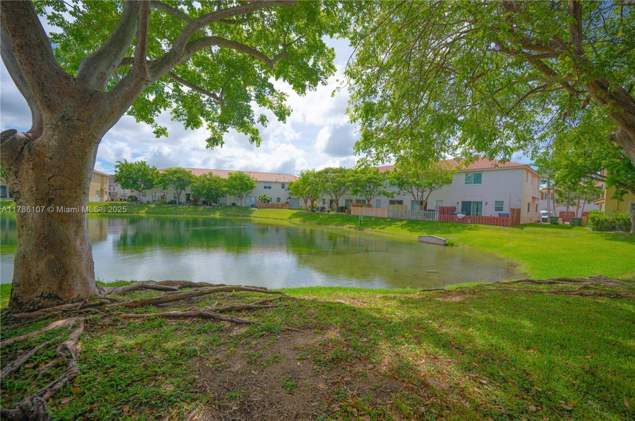 445 NE 21st Ave, Homestead, FL 33033 Photo