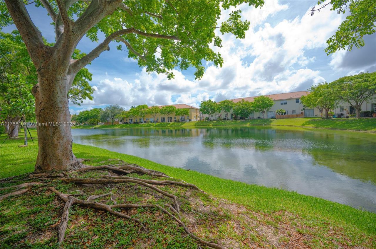 445 NE 21st Ave, Homestead, FL 33033 Photo