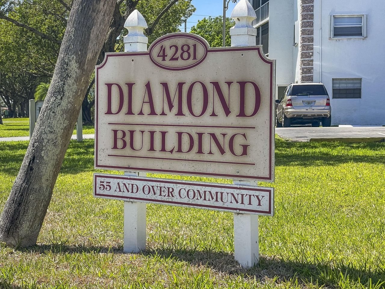 4281 NW 41st Street, Unit 320, Lauderdale Lakes, FL 33319 Photo