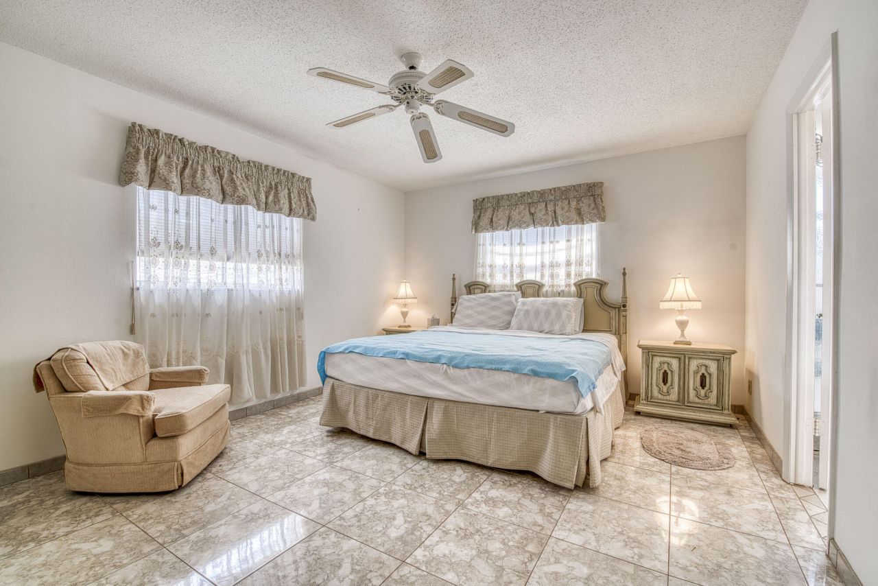 4281 NW 41st Street, Unit 320, Lauderdale Lakes, FL 33319 Photo