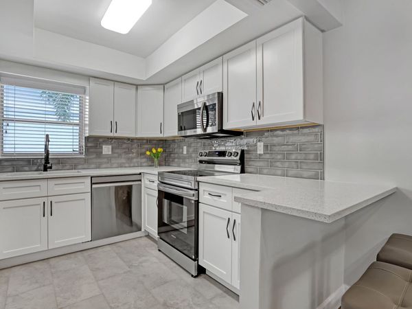 2894 Crosley Drive E, Unit G, West Palm Beach, FL 33415