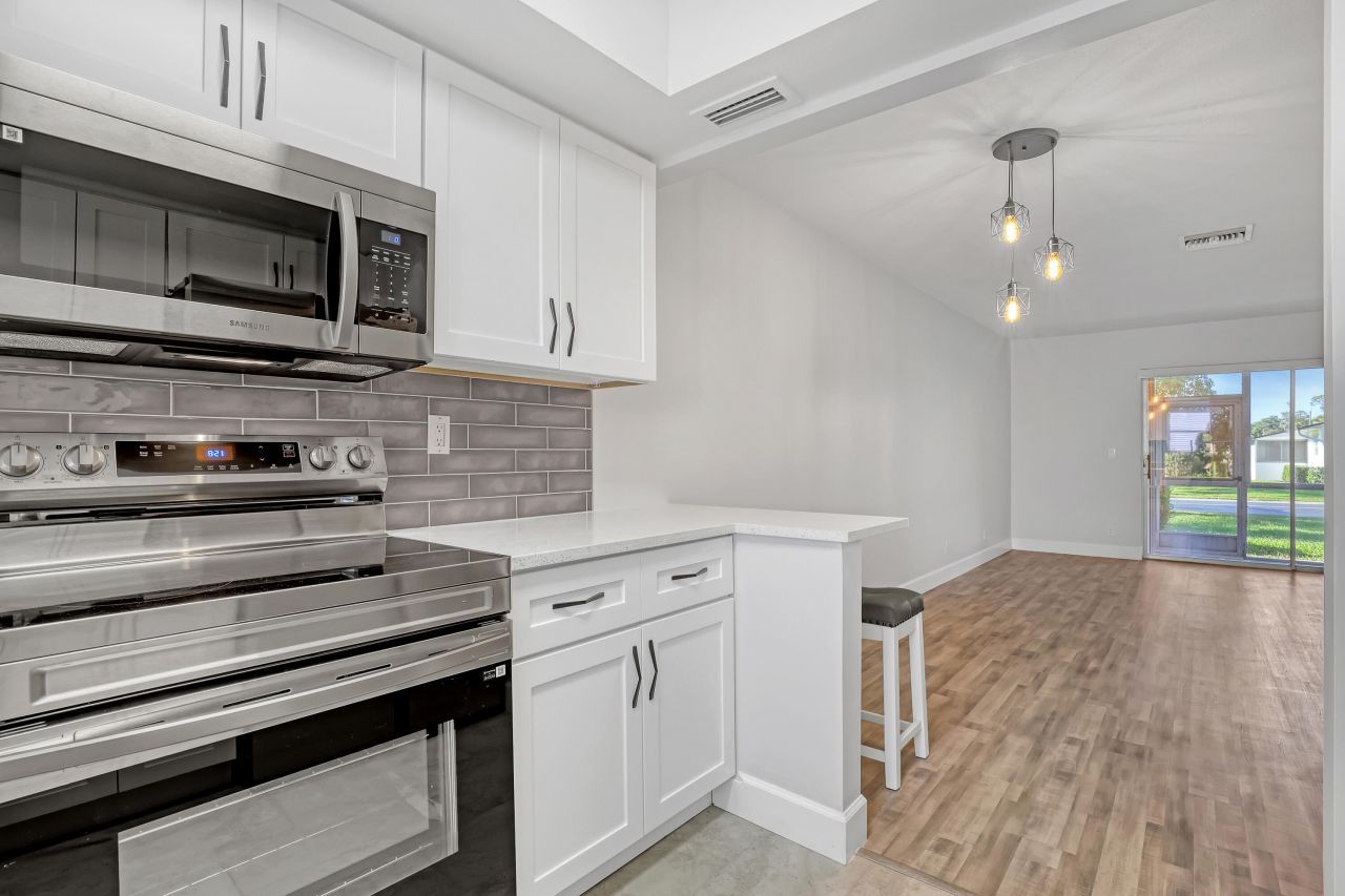 2894 Crosley Drive E, Unit G, West Palm Beach, FL 33415 Photo