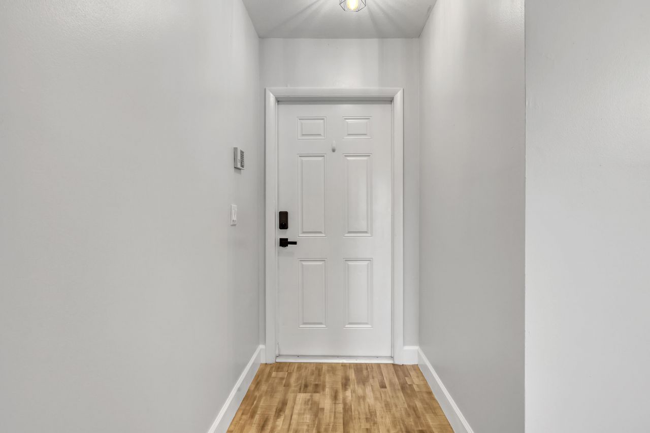 2894 Crosley Drive E, Unit G, West Palm Beach, FL 33415 Photo