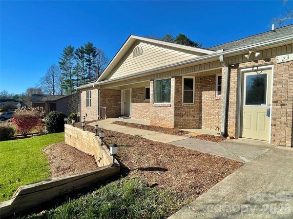 23 St. Andrews Drive, Etowah, NC 28729