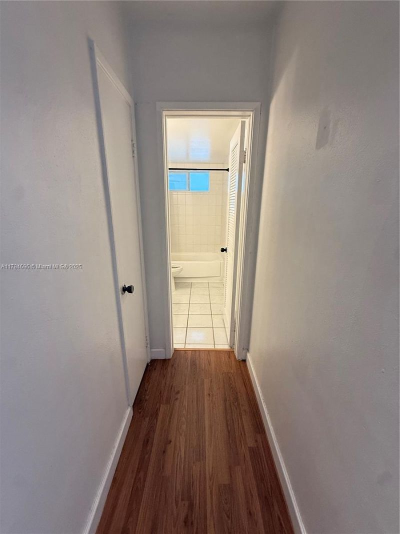 1535 SE 15th St, Unit 202, Fort Lauderdale, FL 33316 Photo