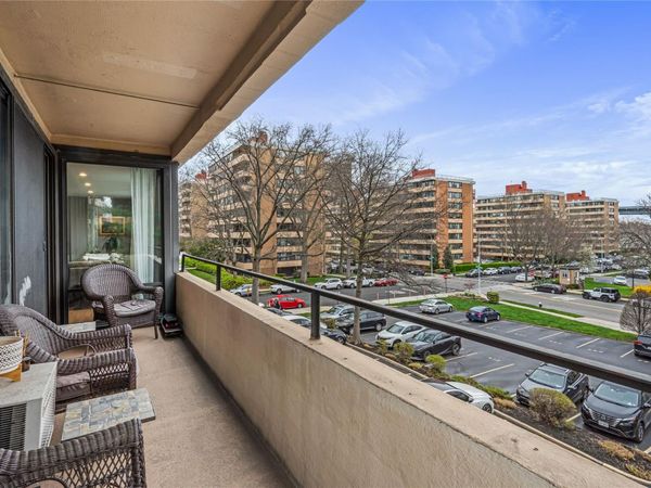162-40 9th Avenue, Unit 3B, Beechhurst, NY 11357