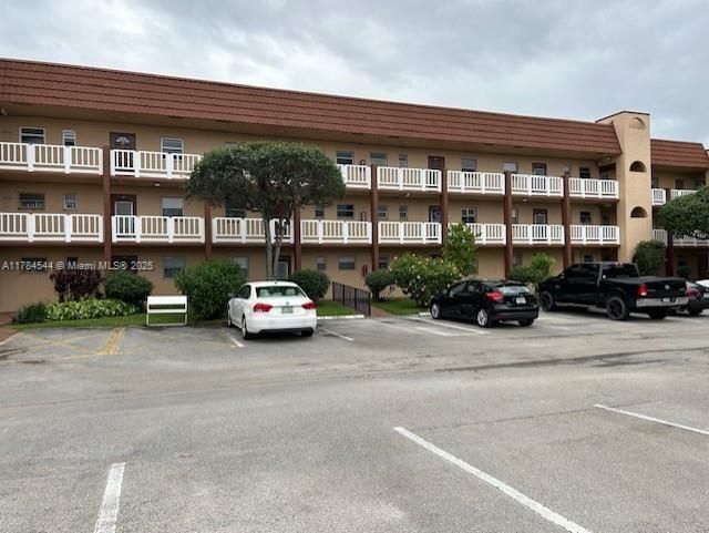 9350 Sunrise Lakes Blvd, Unit 109, Sunrise, FL 33322 Photo