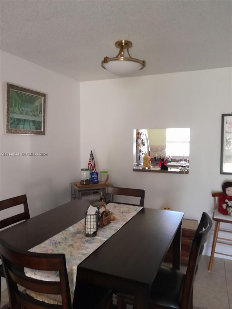9350 Sunrise Lakes Blvd, Unit 109, Sunrise, FL 33322 Photo
