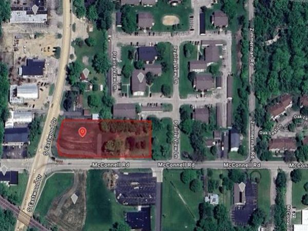 999 S Eastwood Drive, Woodstock, IL 60098