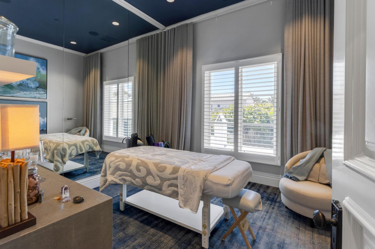 410 N Ocean Boulevard, Delray Beach, FL 33483 Photo