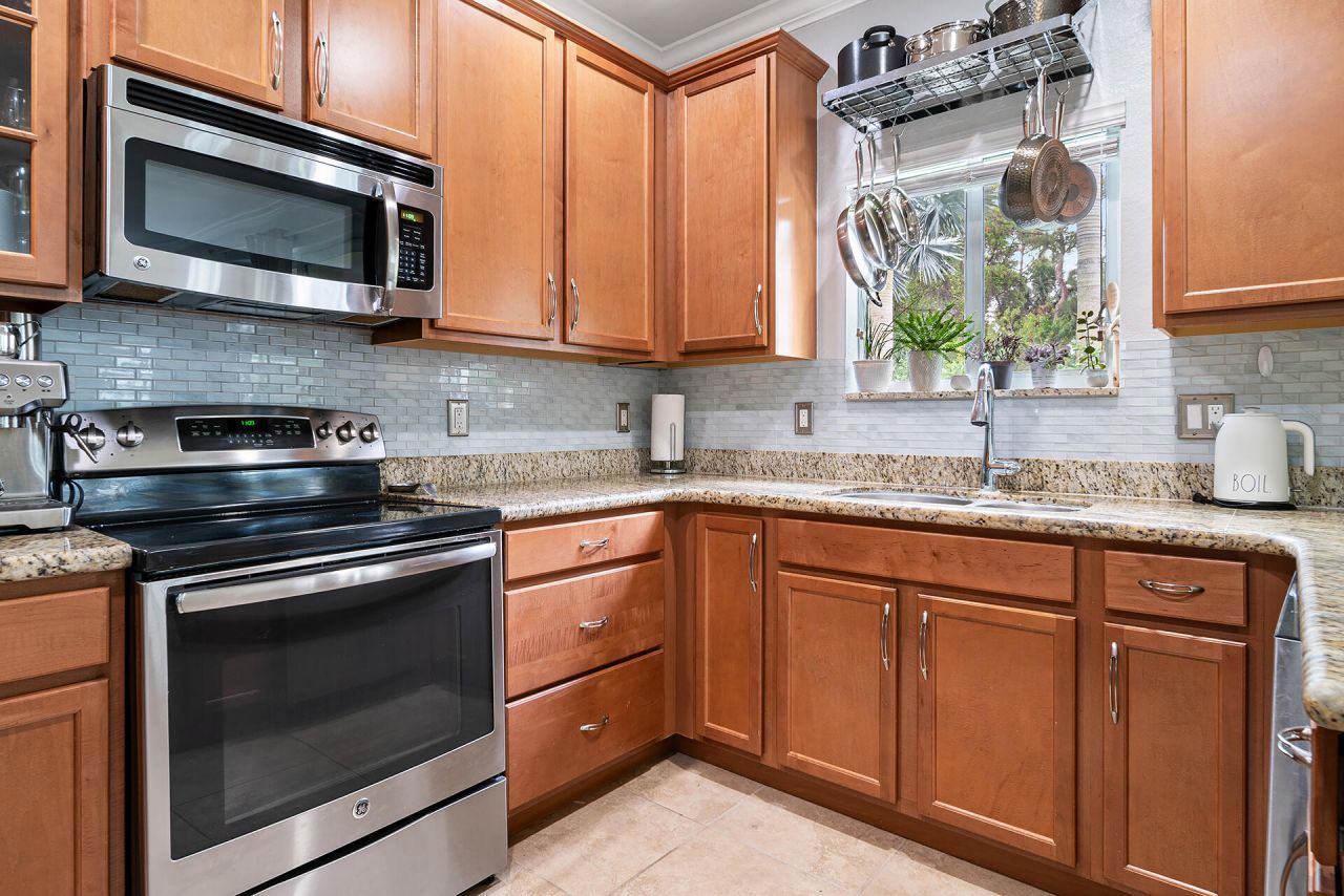 4725 Foxtail Palm Court, Greenacres, FL 33463 Photo