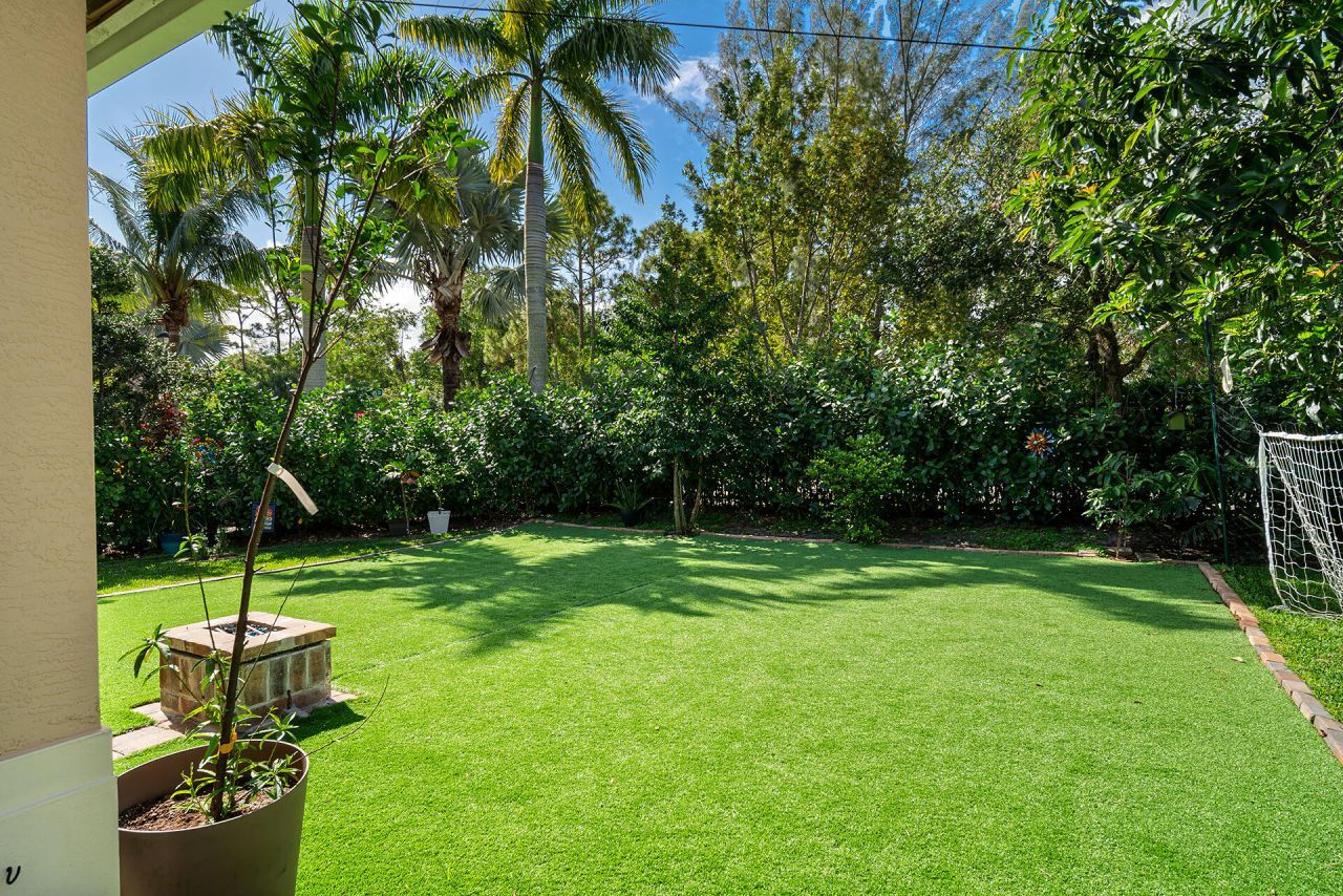 4725 Foxtail Palm Court, Greenacres, FL 33463 Photo