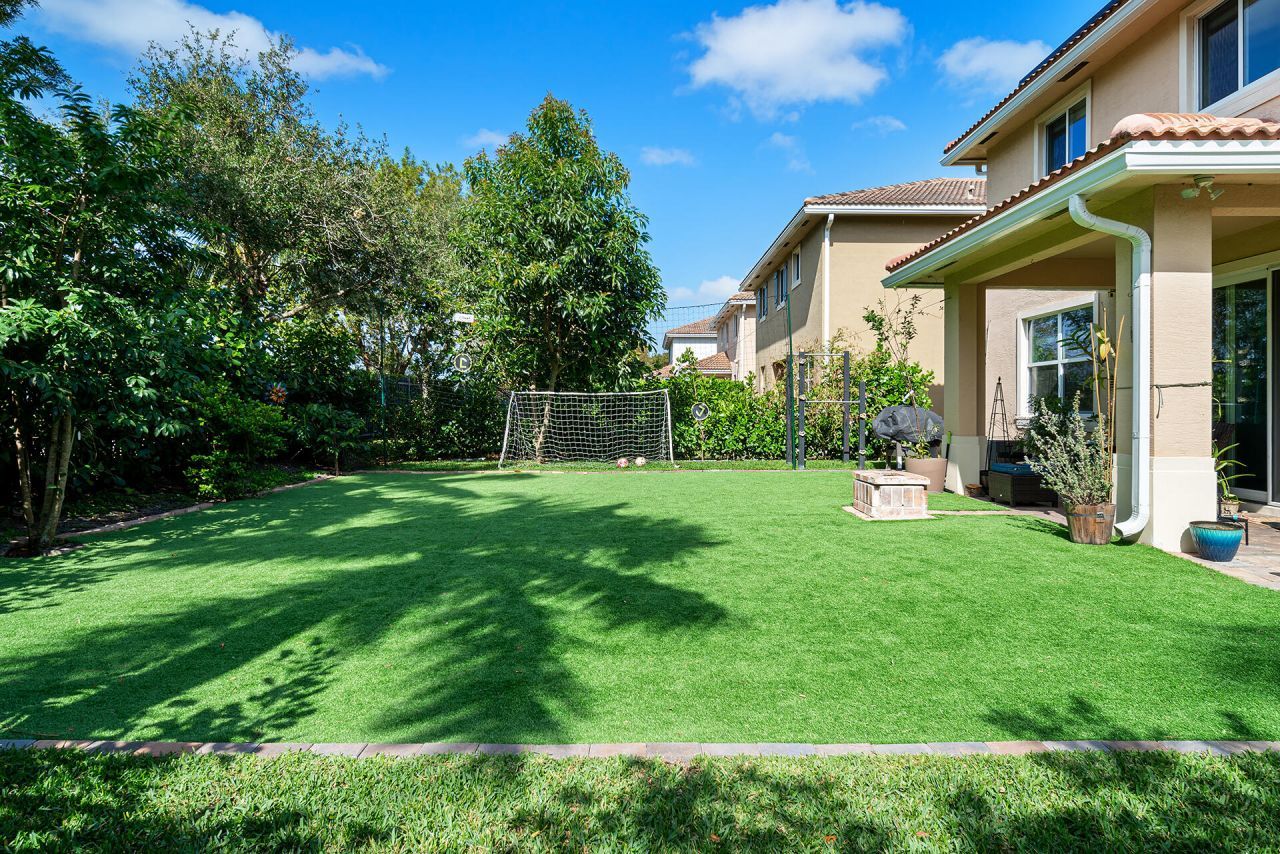 4725 Foxtail Palm Court, Greenacres, FL 33463 Photo