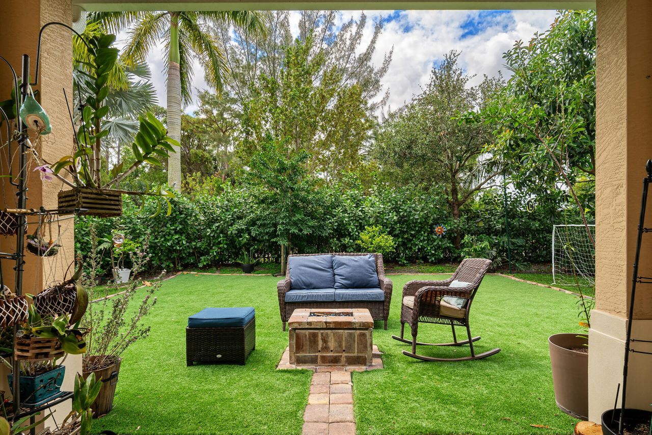 4725 Foxtail Palm Court, Greenacres, FL 33463 Photo