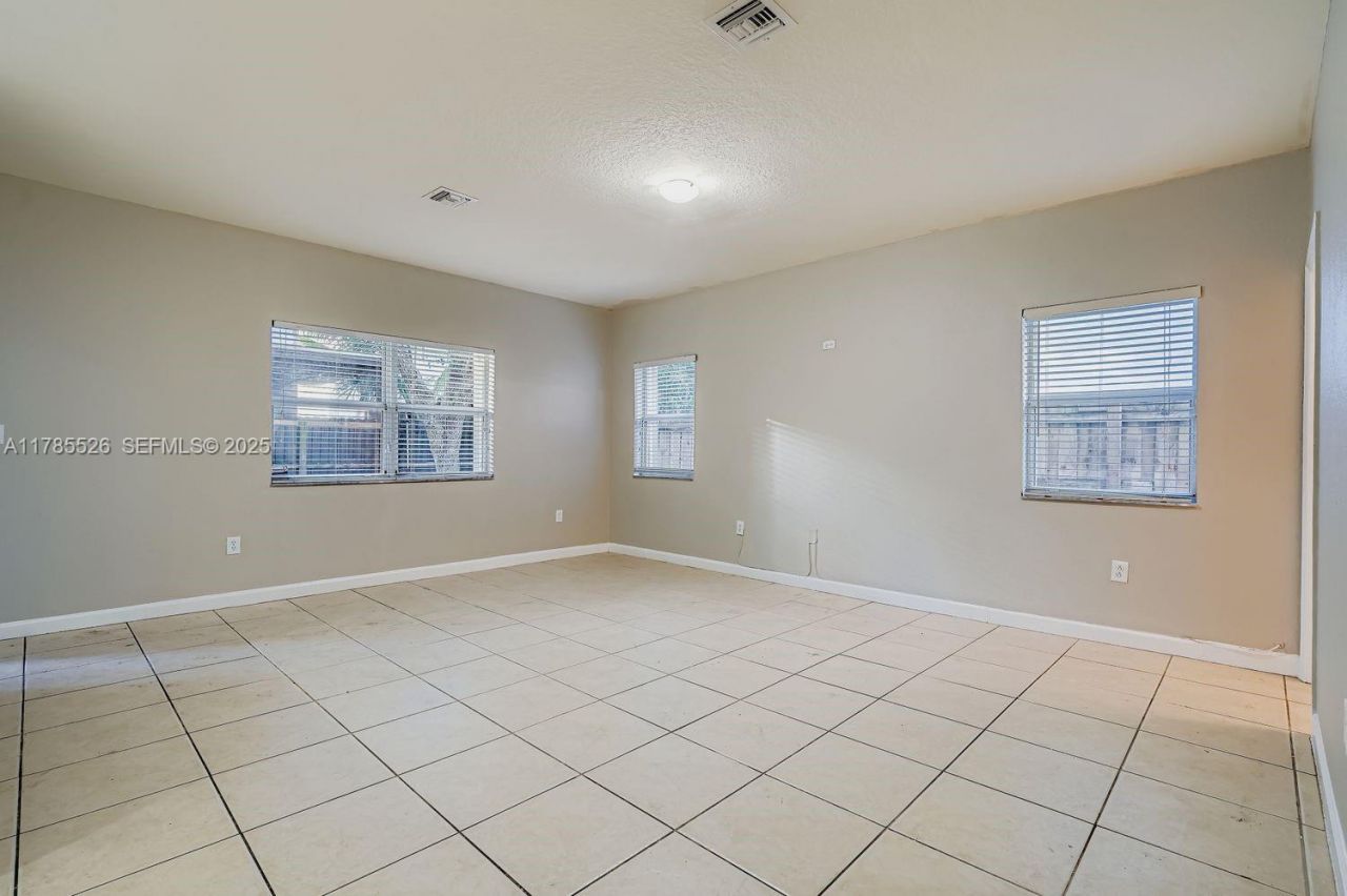 146 NE 36th Ter, Homestead, FL 33033 Photo