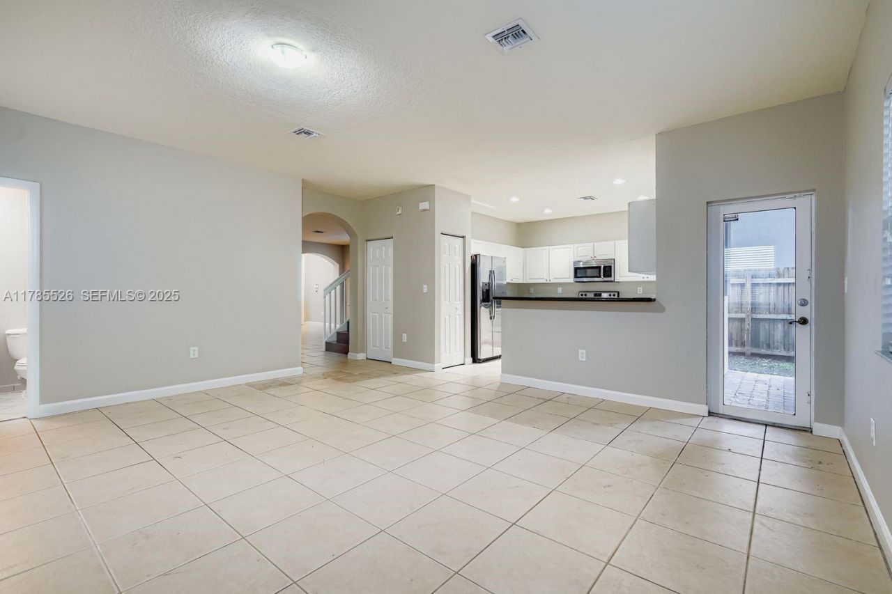 146 NE 36th Ter, Homestead, FL 33033 Photo
