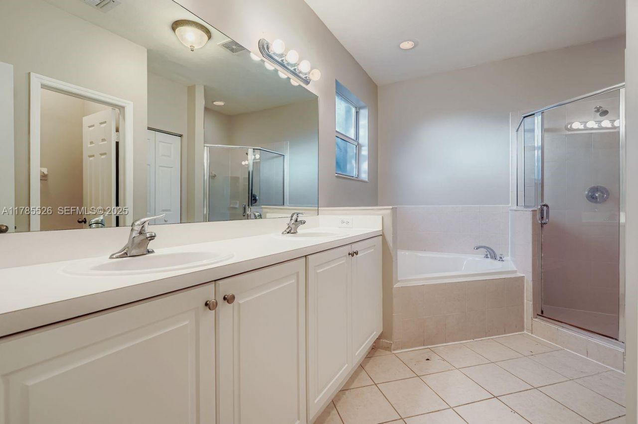 146 NE 36th Ter, Homestead, FL 33033 Photo