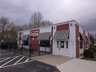 220 Roe Avenue, Elmira, NY 14901