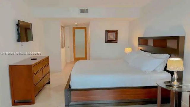 1717 N Bayshore Dr, Unit A-2741, Miami, FL 33132 Photo