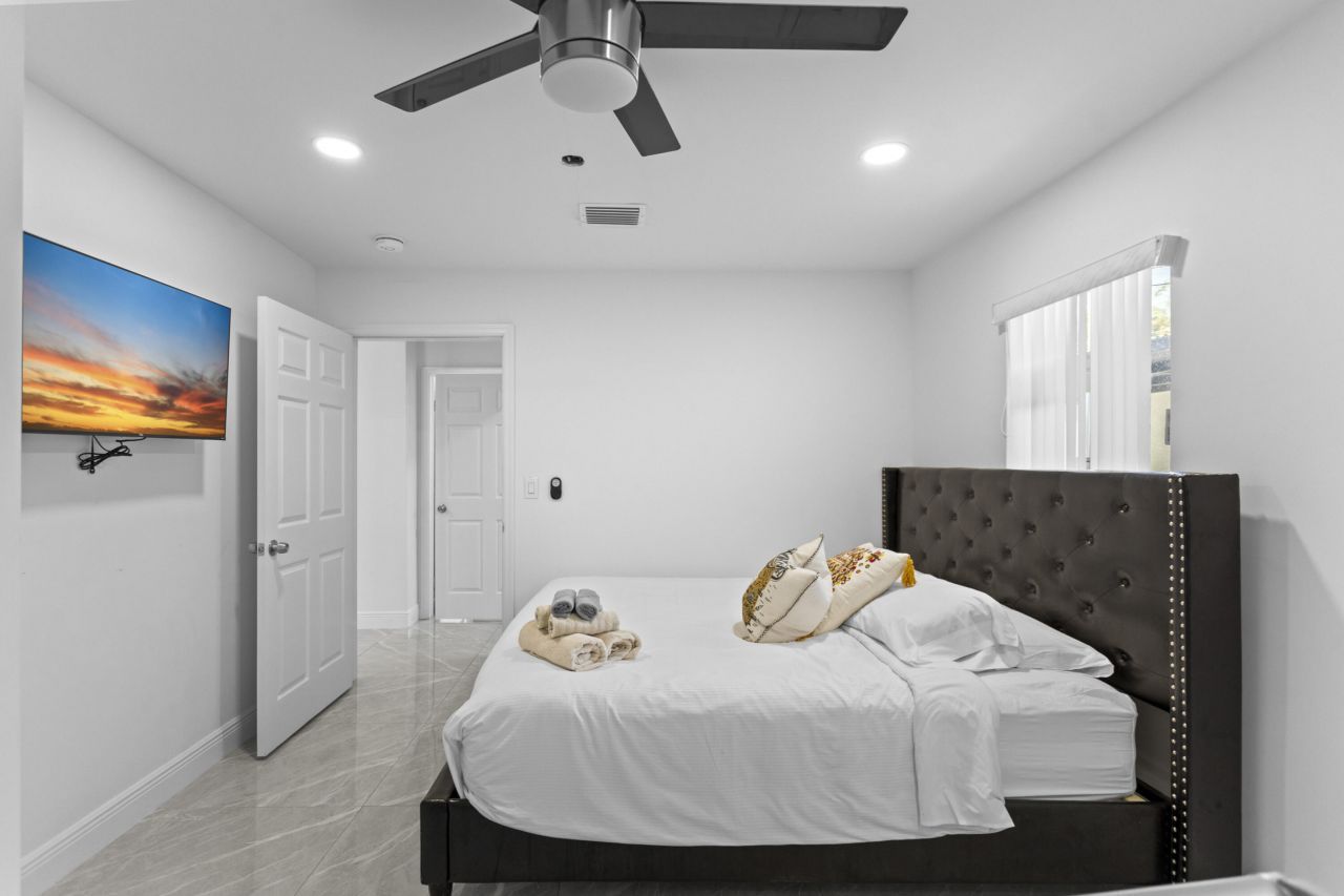 1640 Washinghton Street, Hollywood, FL 33020 Photo