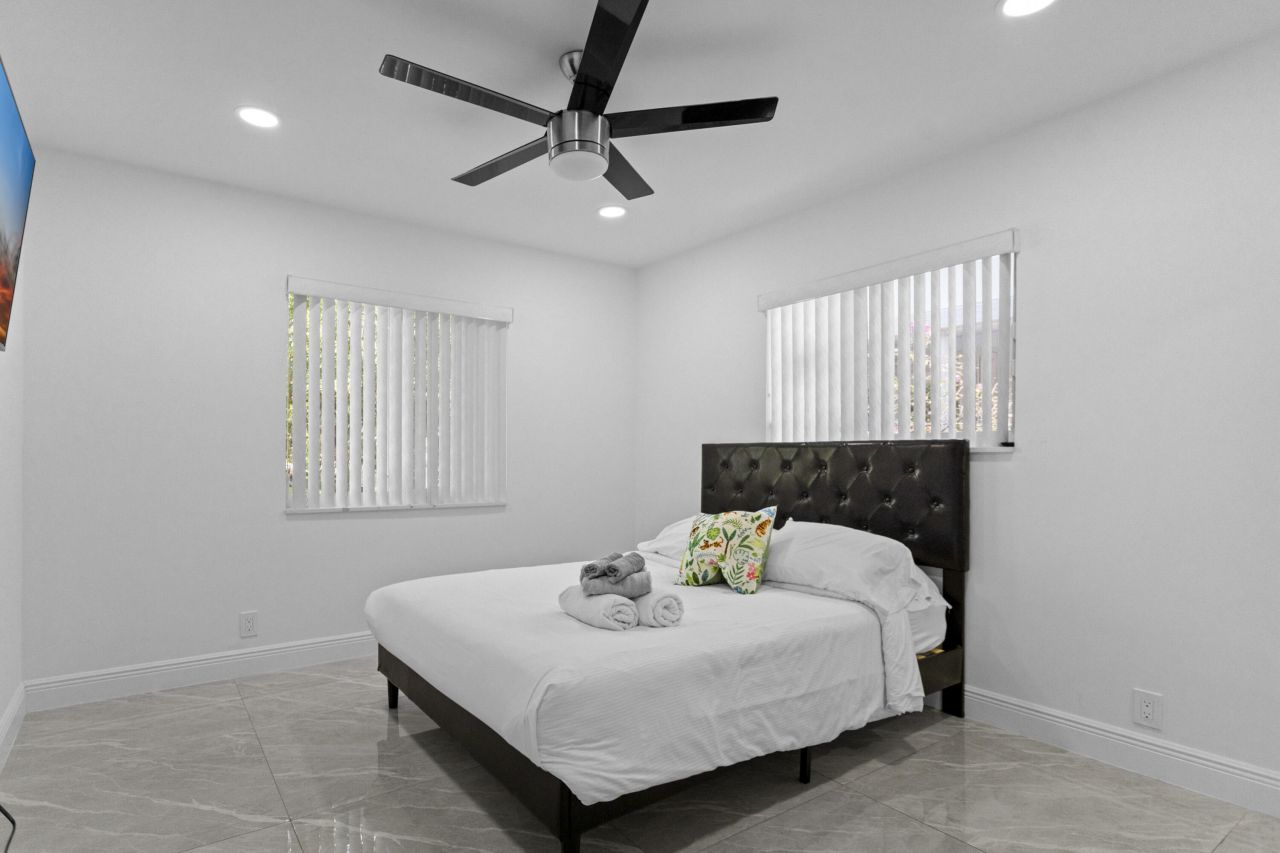 1640 Washinghton Street, Hollywood, FL 33020 Photo