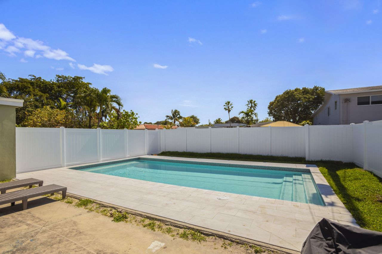 1640 Washinghton Street, Hollywood, FL 33020 Photo